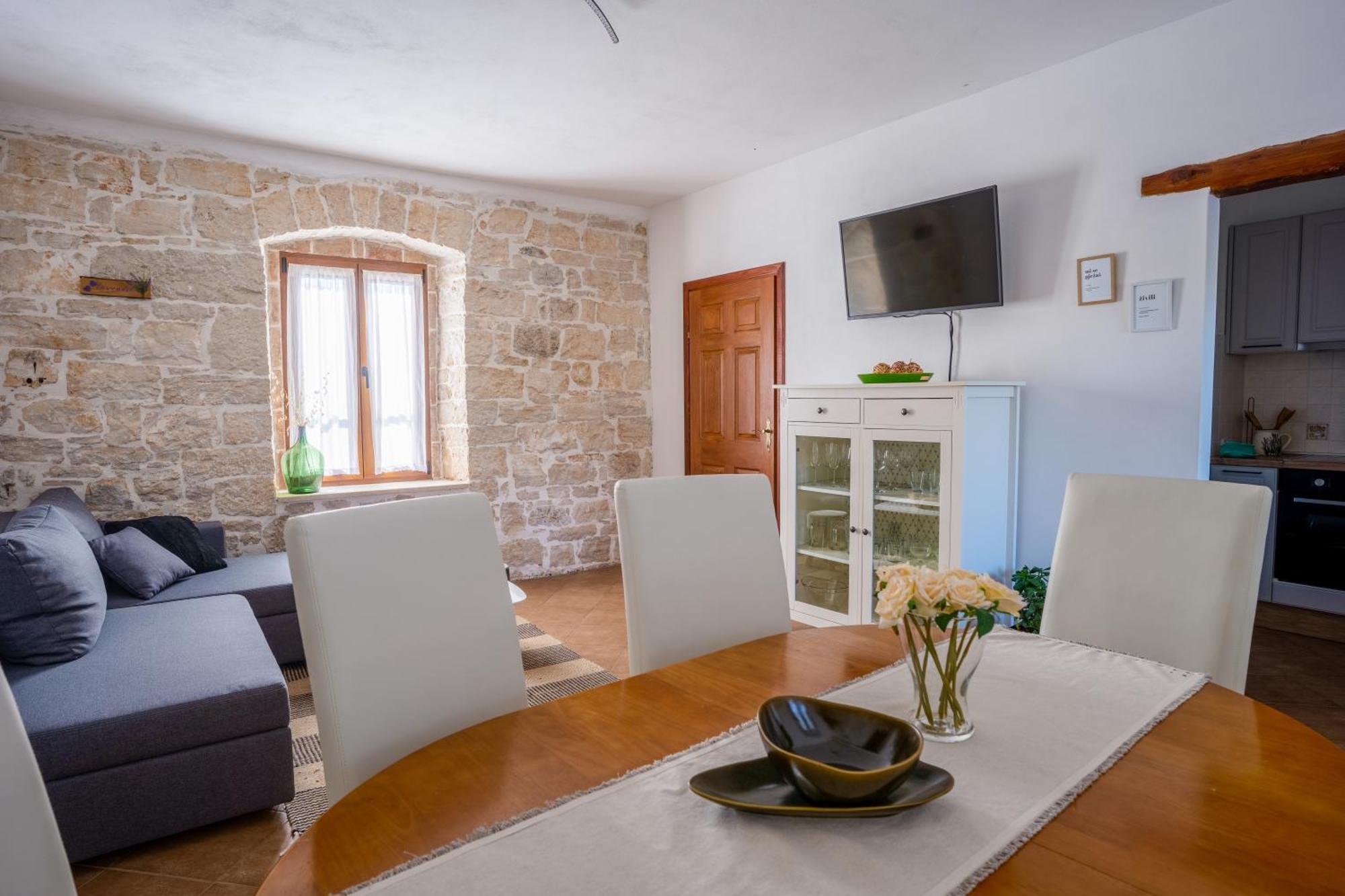 Lavanda Apartments & Room Sveti Lovreč Pazenatički Cameră foto